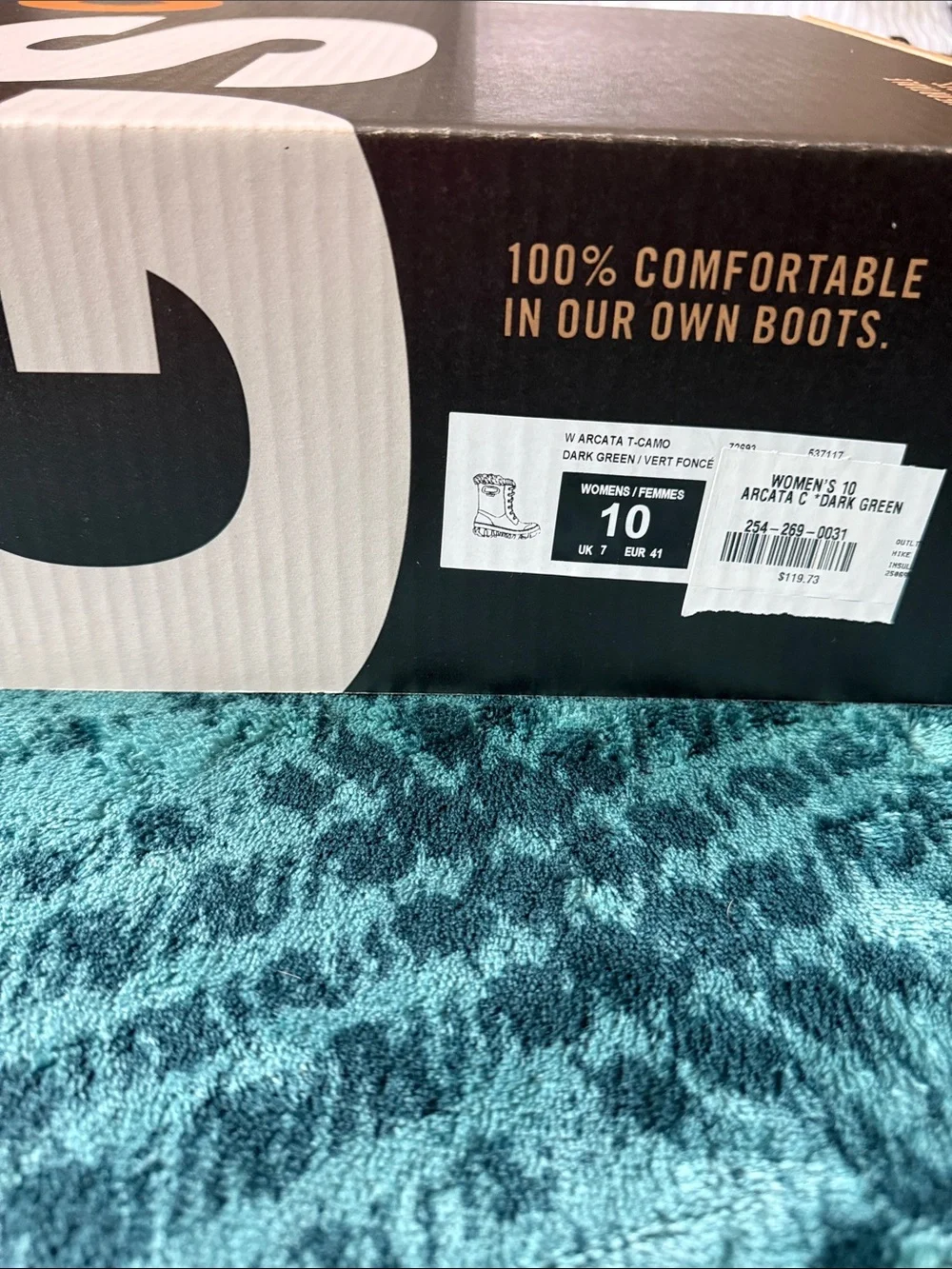 Bogs Women's Camo Winter Boots in Dark Green Camo. Waterproof & insulated